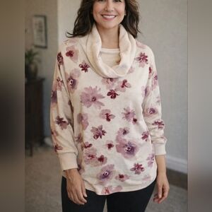 🌺 Floral Cowl Neck Sweater 🤍💜
